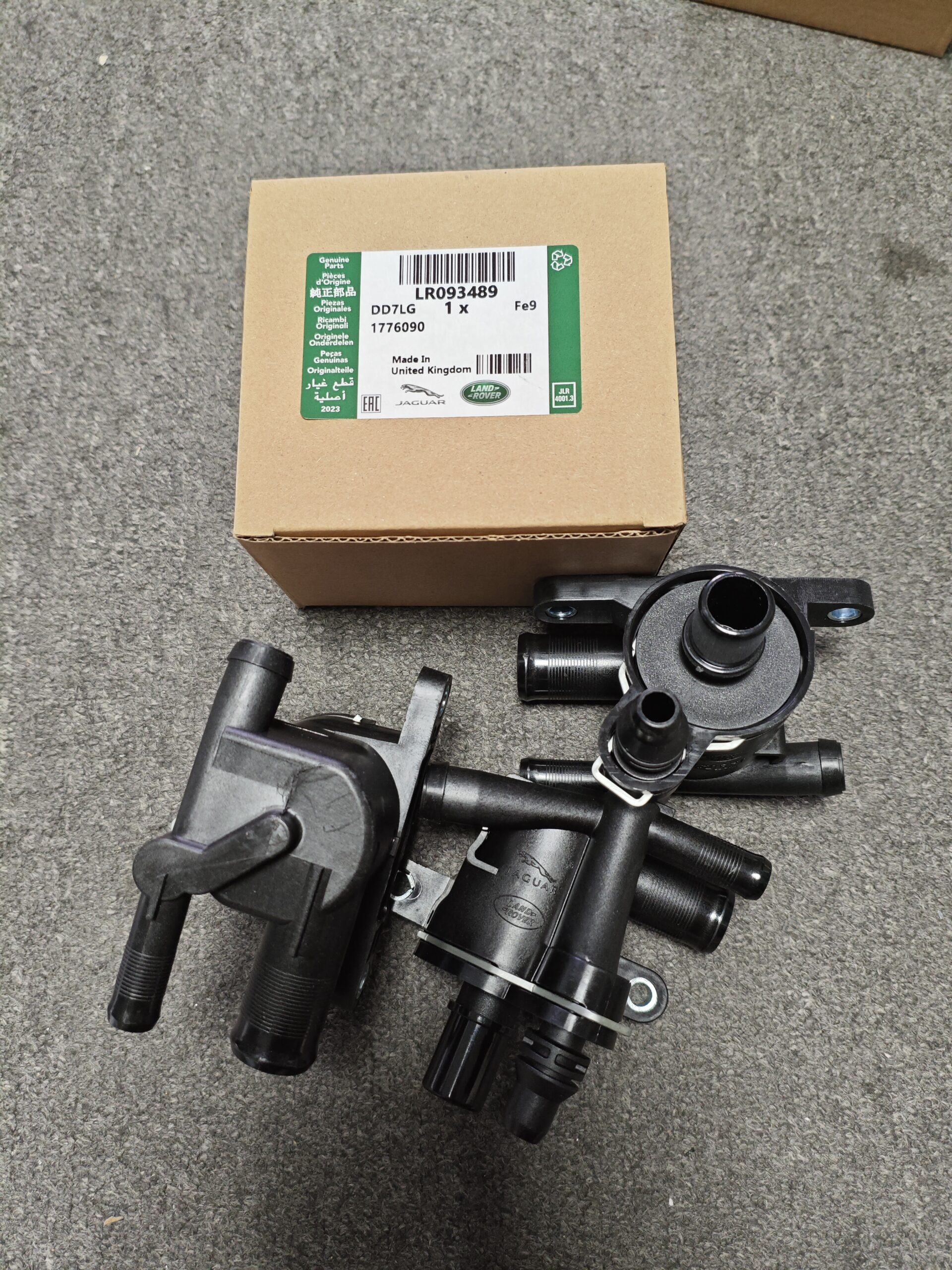 94b9ba1b6ec0232579a764aed160023 LR093489 Land Rover Range Rover Velar Oil Coolant Liquid Separator LR181892 JDE38626 JDE41599 - Image 1