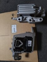 BMW   F39   F60   Engine Mount   22116885934   22116853444   22116875626   22118835572   22116853454   22116875630   22118835566   22116853450   22116875628   22118835564   22116875632   22116853446   22118743621   22118835570 - Image 5
