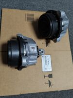 22116860471   BMW   G16   G05   G06   Engine Mount     Left    6860471 - 画像 (3)