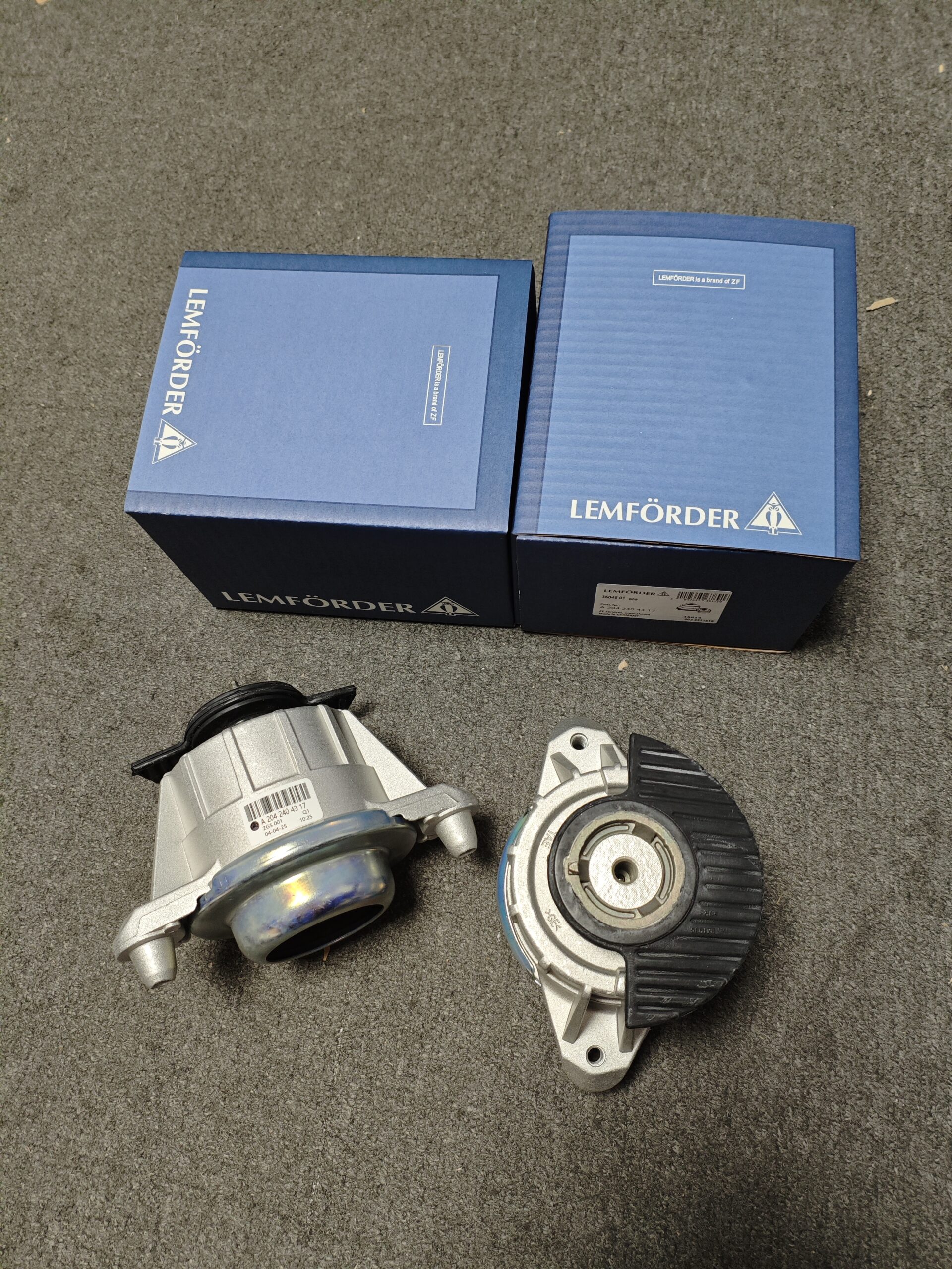 50072d289f214a4513cb452799df385 A2042400917 A2042404317 A2042400117 A2042404217 Mercedes-Benz W204 W212 Engine Mount LEMFORDER 2042400917 2042404317 2042400117 2042404217 Front - Image 1