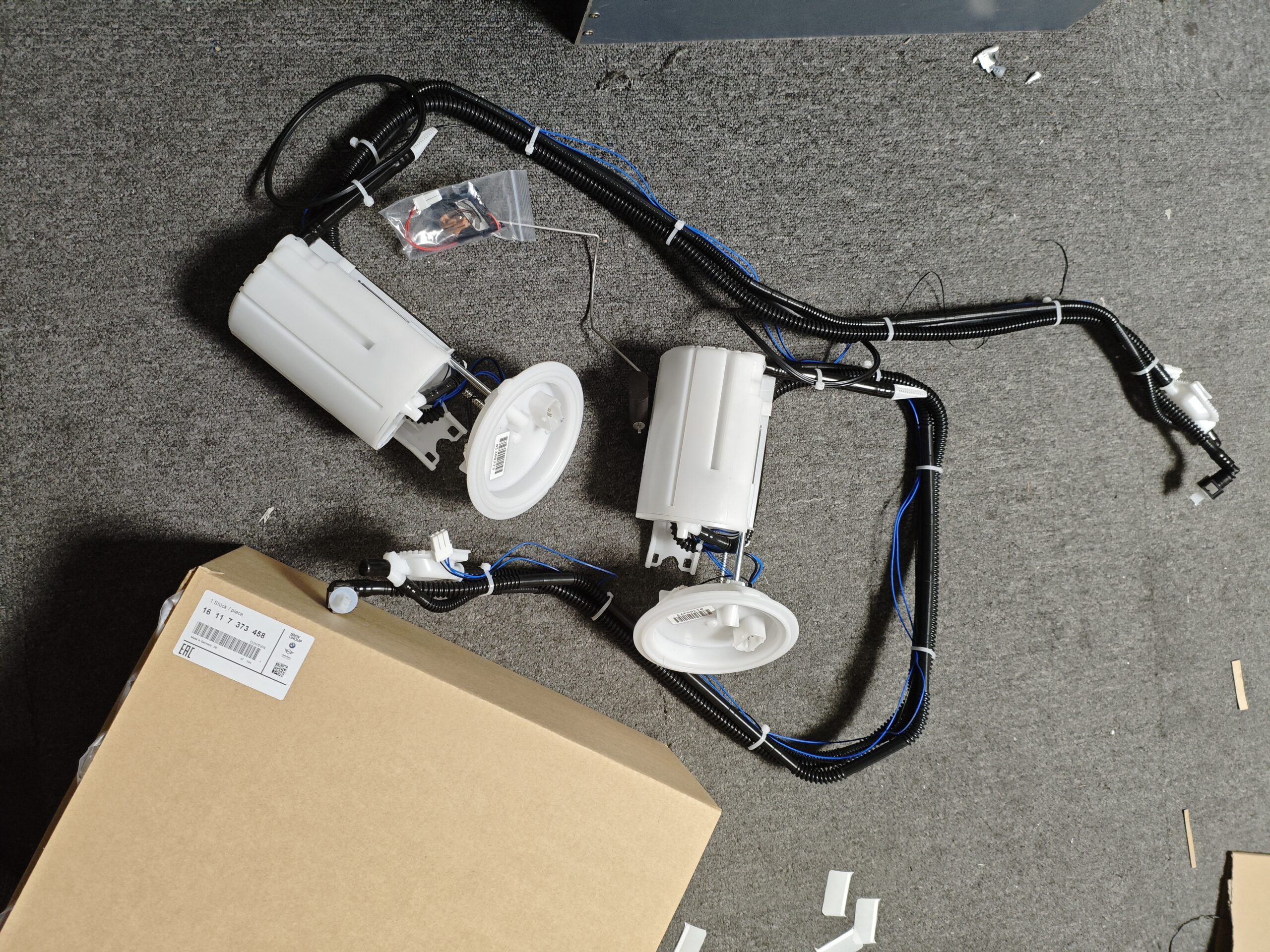 6b074d0c626926a33646d6bcd8676bd 16117373458 BMW E60 E61 Fuel Pump 16146765820 - Image 1