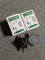 LR019983   Land Rover    RANGE ROVER IV (L405)   Camshaft Variable Timing Solenoid     LR045390   LR016461   LR016405   LR042160 - 画像 (2)
