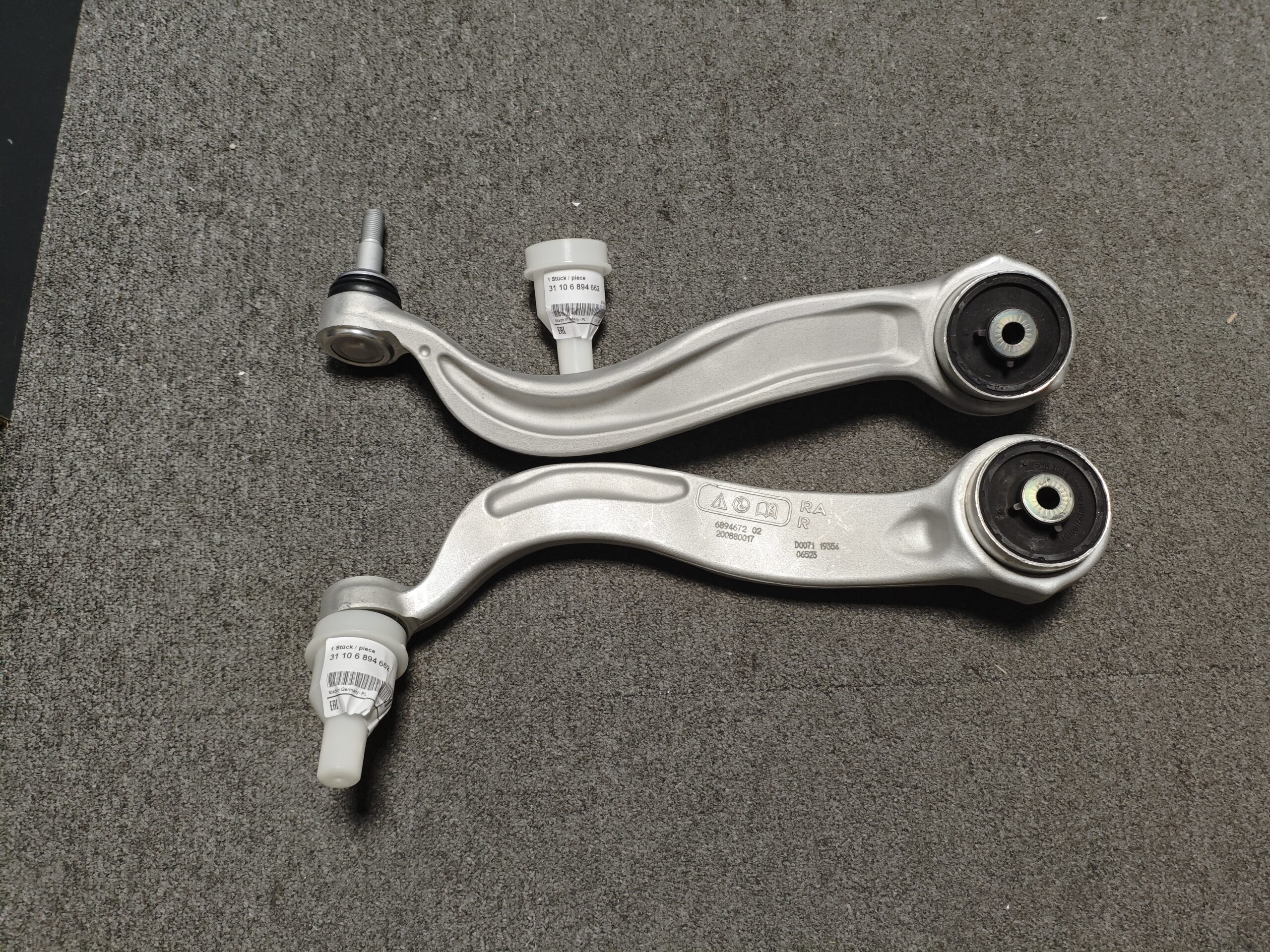 a0bce497764ca4aff34bdf9b983b36d 31106894662 BMW G20 G21 Control Arm Front Right 31106879850 31106879544 31106894676 - 图片 1