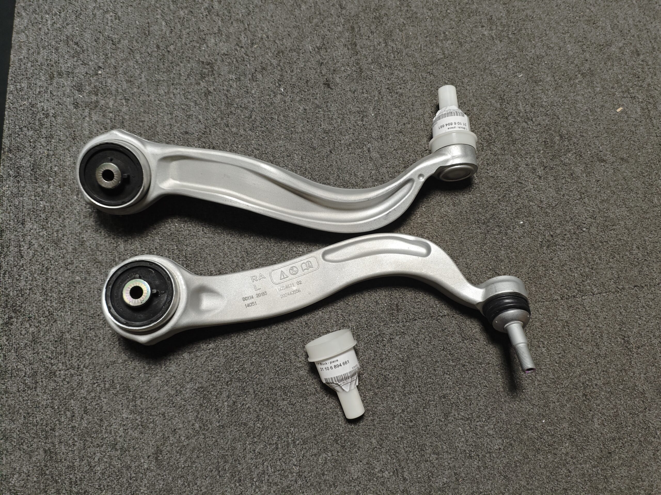 b6ff61c3868142132b30f894d0c0c8e 31106894661 BMW G20 G21 Control Arm Front Left 31106879849 31106879543 31106894675 - Image 1