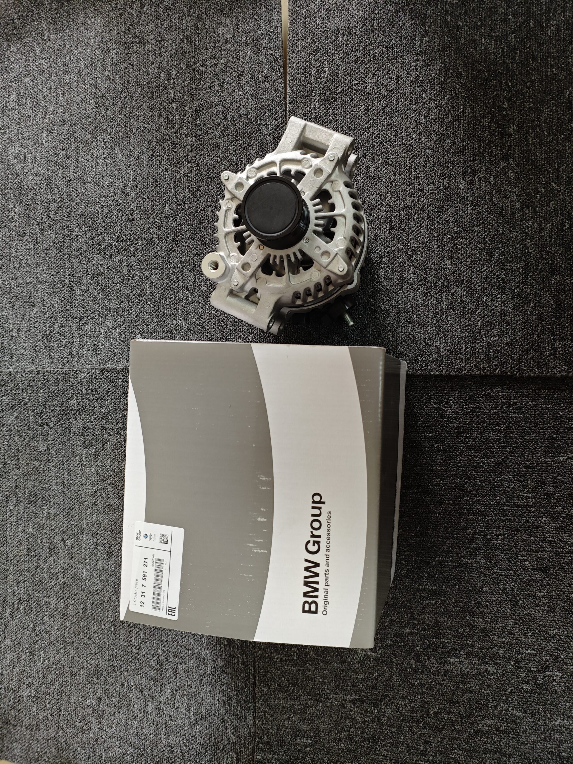 0236b3ce3fa7e29e3ecb81bbdab6fab 12317591271 BMW F10 F11 F01 Alternator 12317591268 12317591270 - Image 1