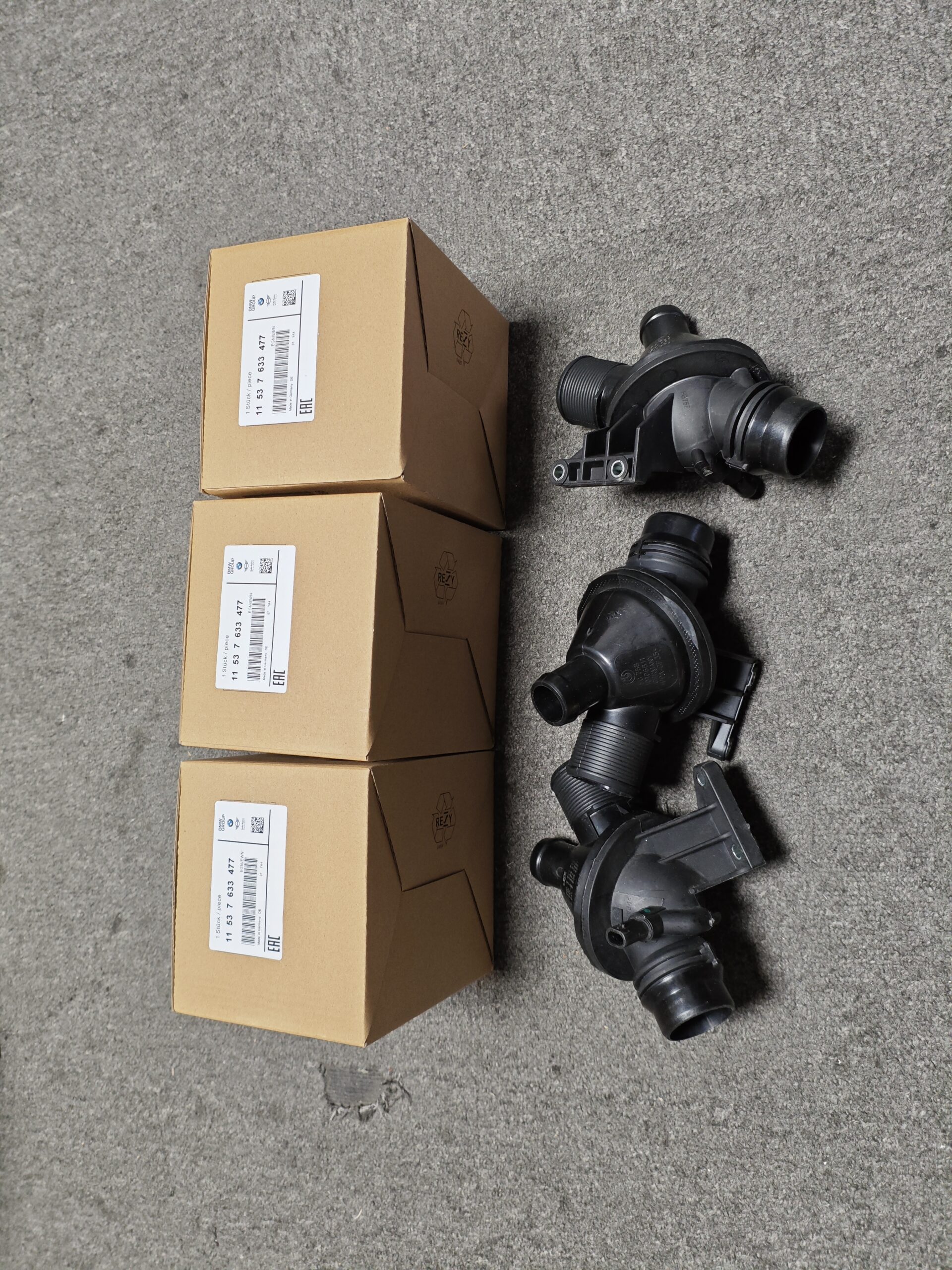 0fd4fa8ecd5cfa62104db93cbf5d937 11537633477 BMW F20 F21 F23 Thermostat 11537588257 11537613177 11538635689 11537633476 11437633477 11538648791 - Image 1