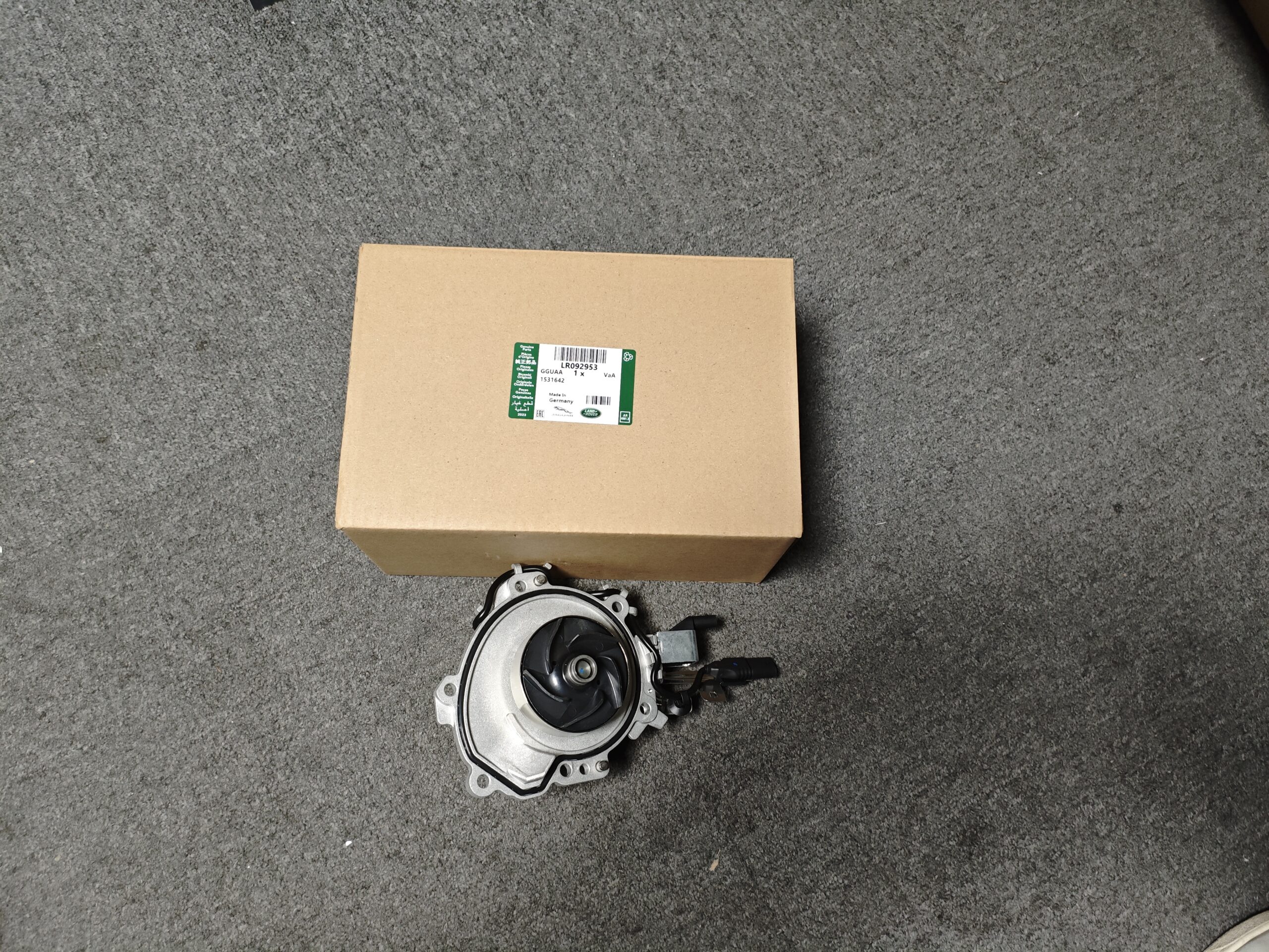 27153525b36a08dfb0fedcac765afb9 LR092953 Land Rover Water Pump Range Rover Sport Range Rover Velar Range Rover Evoque Jaguar F-TYPE Convertible JDE40573 JDE40455 JDE41184 JDE38596 LR123392 LR123906 LR113049 LR154597 - Image 1