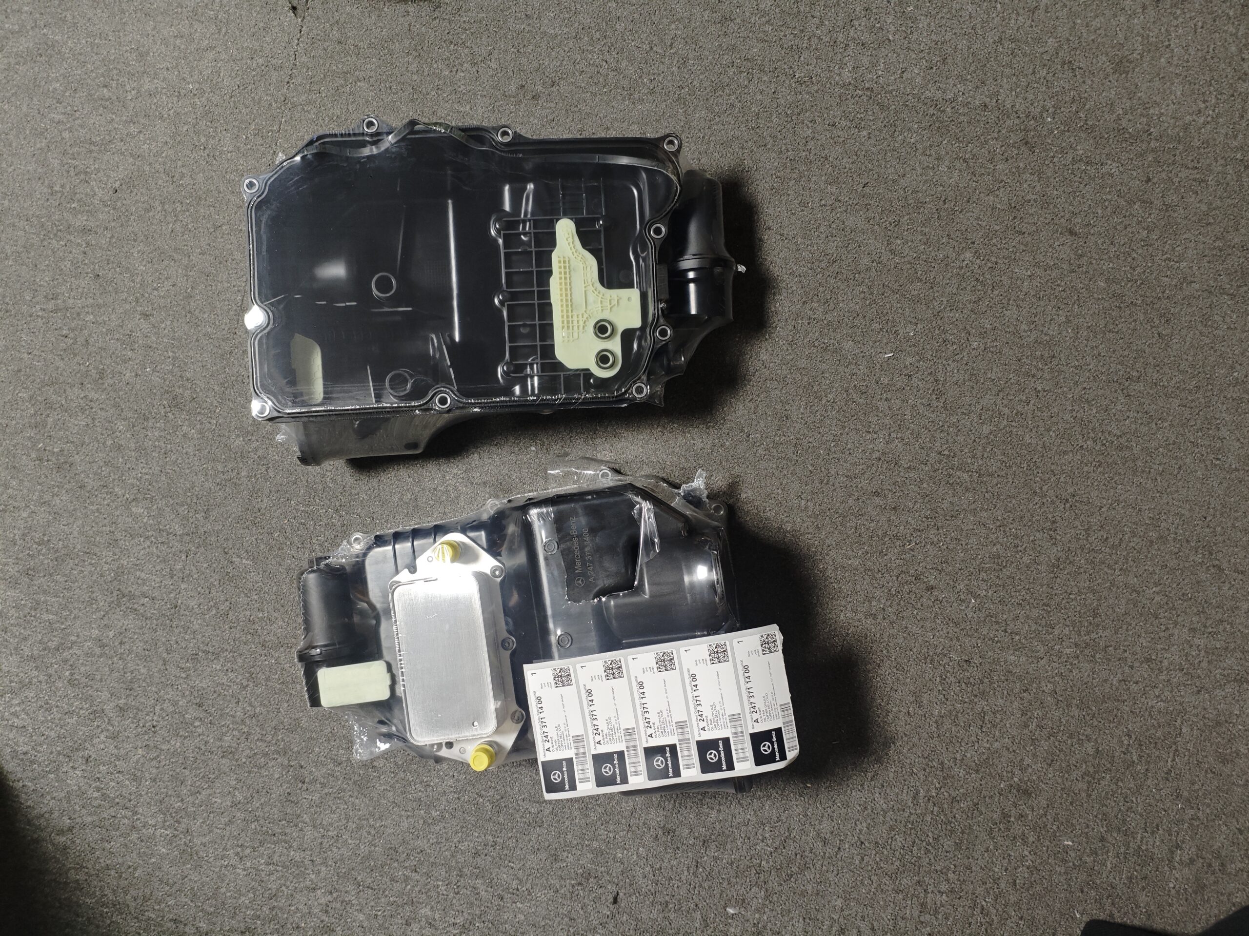 349abbd736a88359549b0c902c17f80 A2473711400 Mercedes-Benz W177 C118 Oil Pan 2473711400 - 图片 1