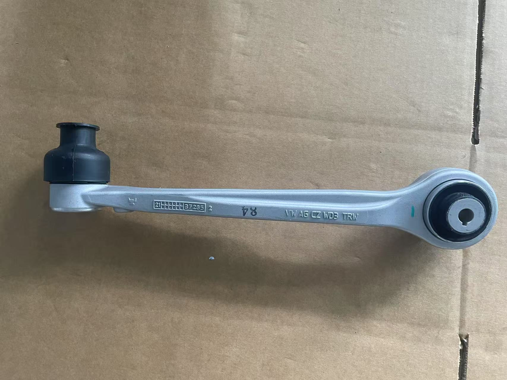 4M0407506. 4M0407506B Audi A6 Allroad C8 (4AH) Volkswagen Touareg (CR7, RC8) Control Arm Front Axle, Right 80A407506A 80D407506A 4M0407506F 4M0407506C 4M0407506E - Image 1