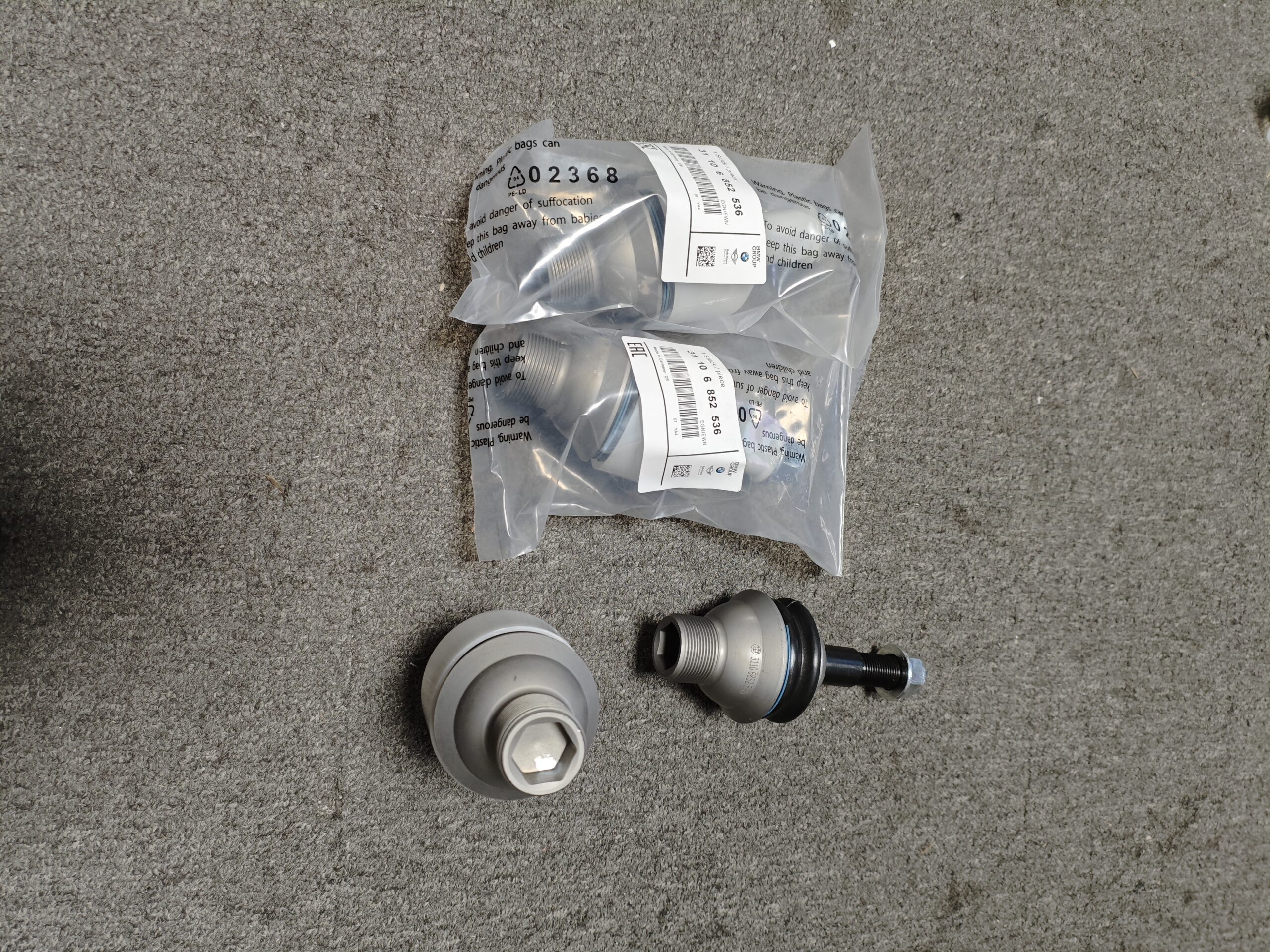 5547ec788a6e23a313f3009a9132b53 31106852536 BMW G11 G30 G31 Ball Joint Front Axle 6852536 - Image 1