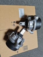 22116777365   BMW  F10   F07   F11   Engine Mount    Left   22116793679 - 画像 (3)