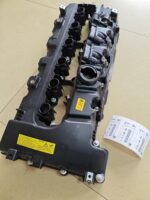 11127565284   BMW   E88   E82   E90    Cylinder Head Cover    7565284 - Image 4