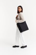 The Commuter Tote in Black - Image 15