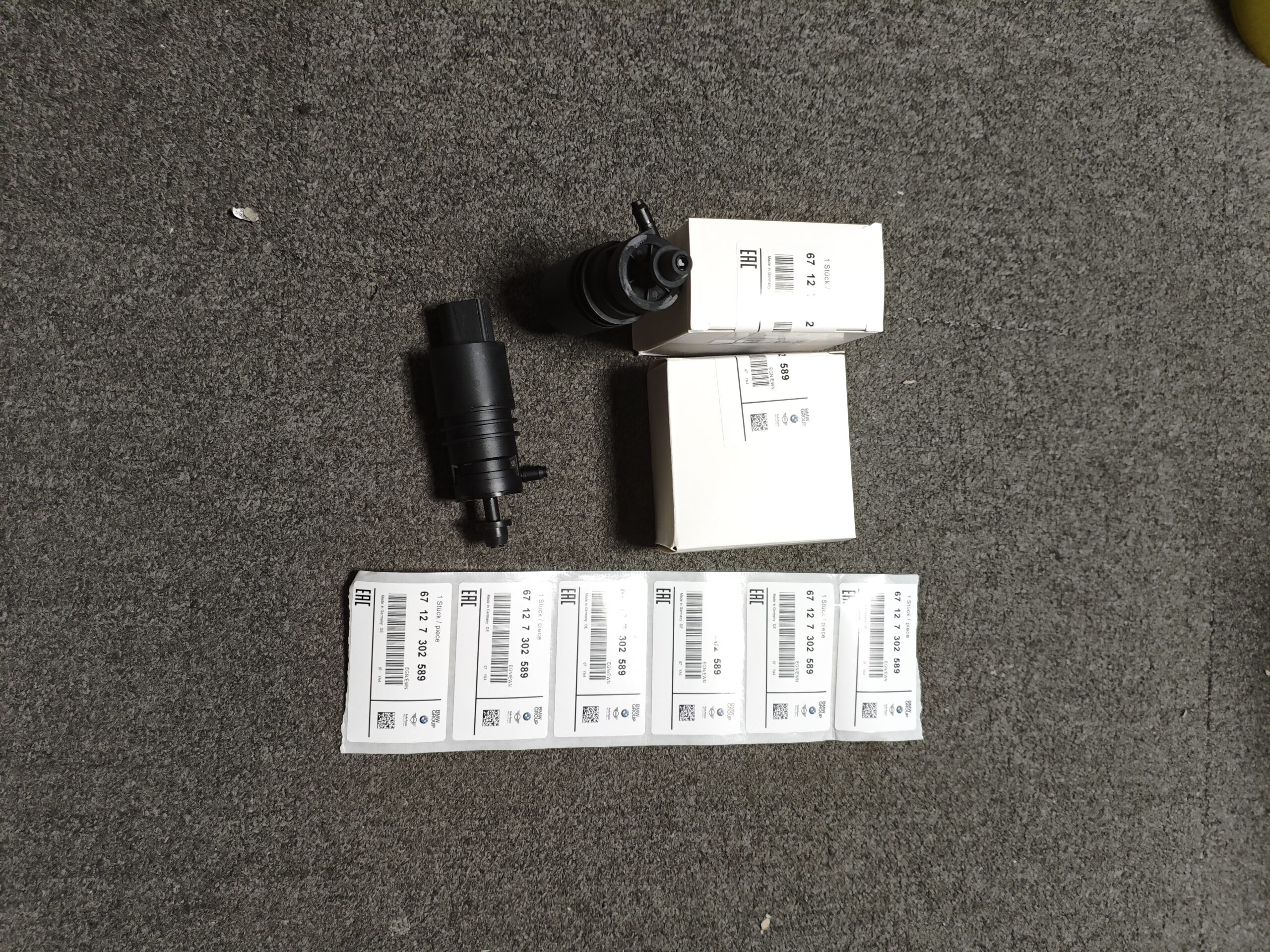 cd370c98c4af7646e9af141054559cf 67127302589 BMW E81 E87 F20 Windshield Washer Pump 67126934160 67126934159 67127298309 - Image 1