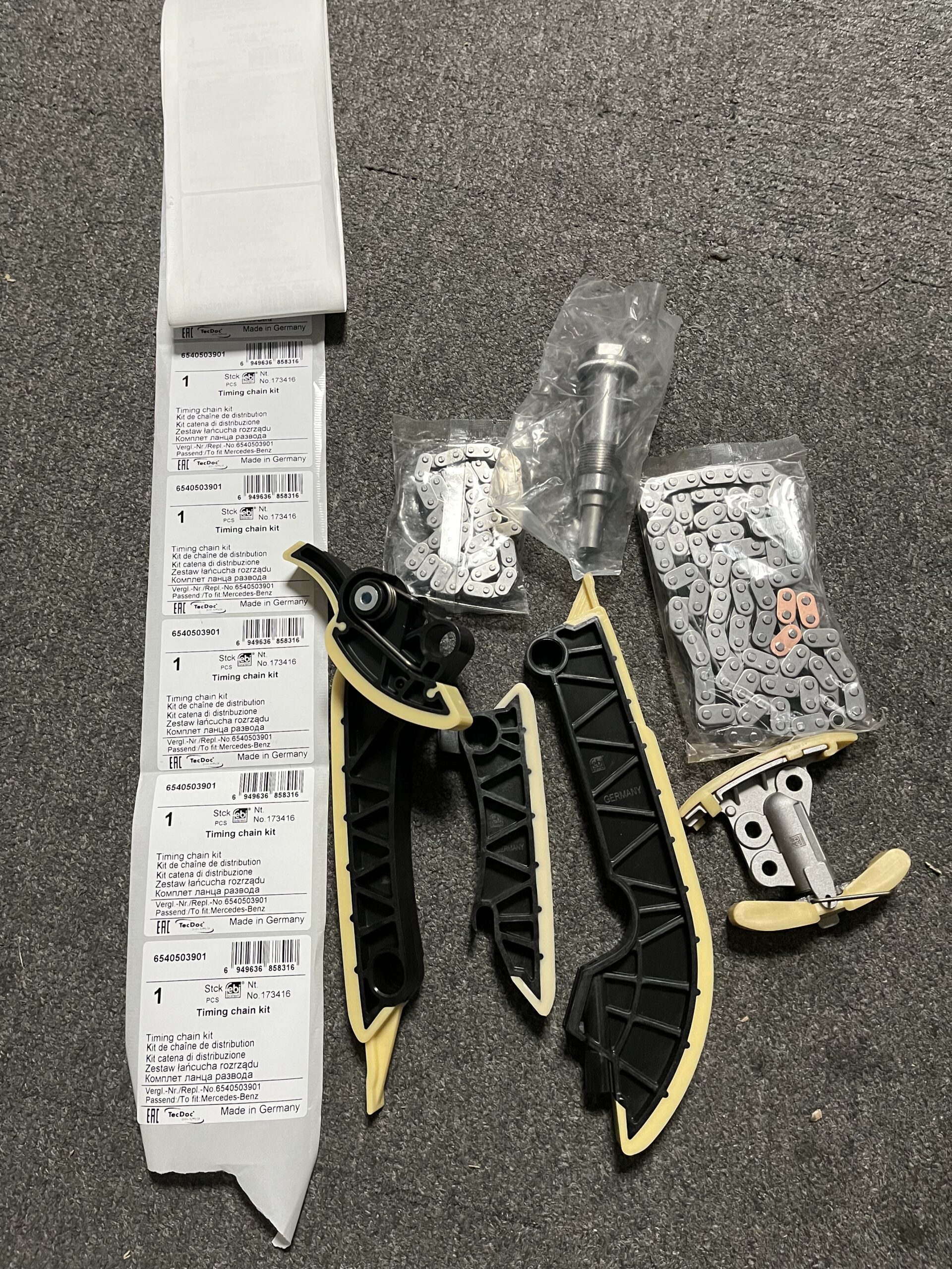 de4c42352ba85c2f2a1bcc2b178a712 A6540503901 Mercedes-Benz W177 W247 W205 Timing Chain Kit 7-piece set FEBI BILSTEIN 6540503901 - 画像 (1)