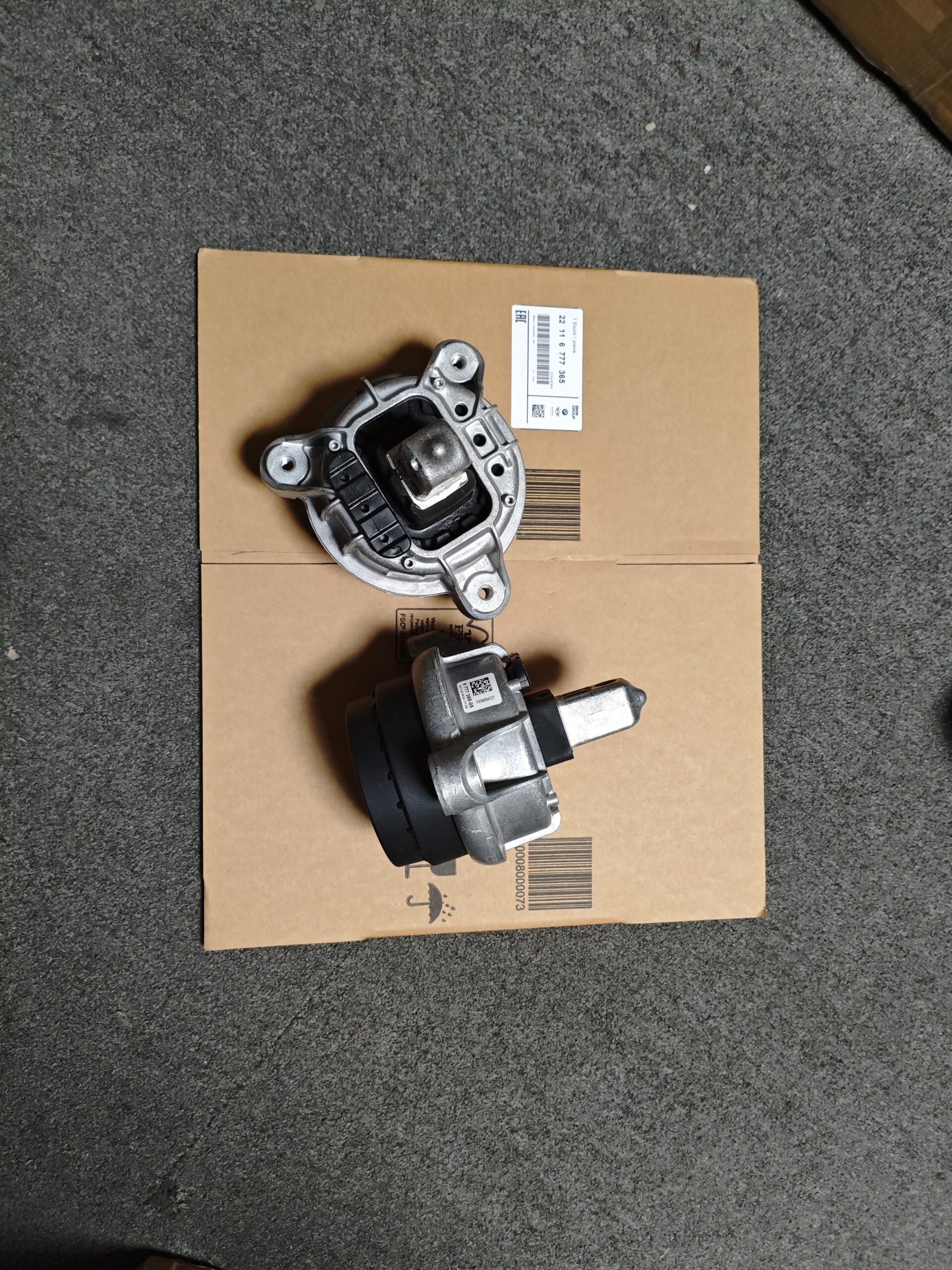 f8d9406df92fed5ff50129a8e01df5f 22116777365 BMW F10 F07 F11 Engine Mount Left 22116793679 - 画像 (1)