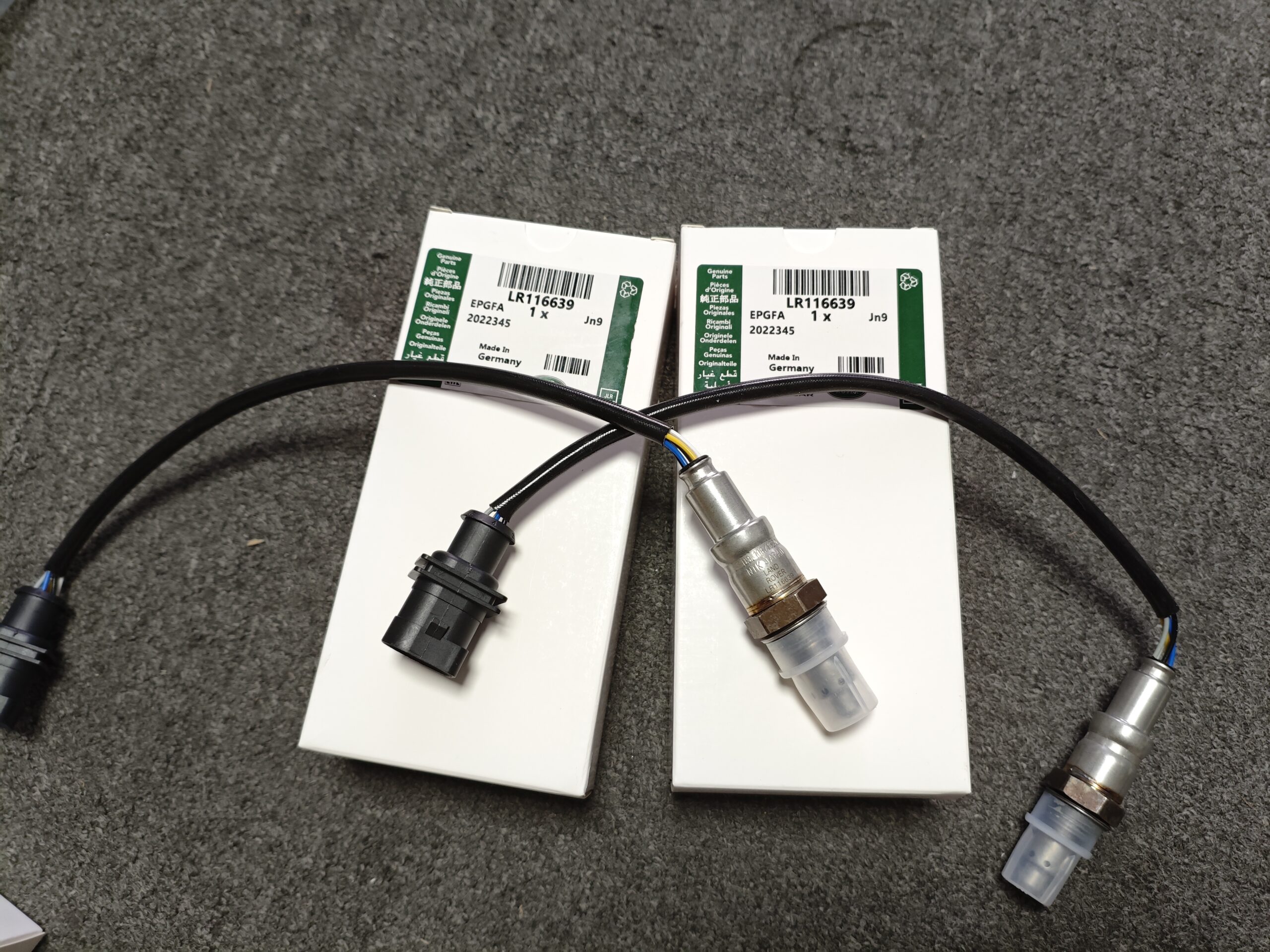 443589bf1d599c1a4fa4cb2b0e4f61d LR116639 Land Rover Range Rover Evoque Jaguar XF SPORTBRAKE Oxygen Sensor LR096522 T2H30421 T2H39405 - 画像 (1)